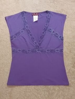 🦋3/$30 Purple camisole